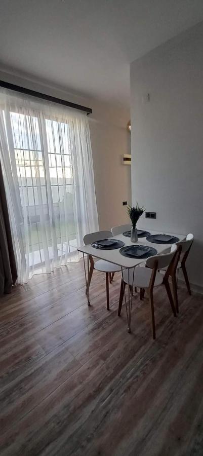 Grey House Aparthotel Zovuni Ngoại thất bức ảnh